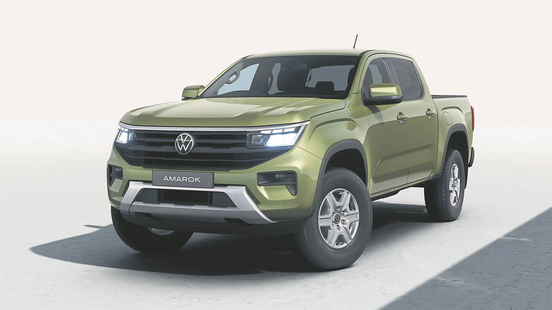 VW bring sakpas-bakkie na sy Amarok-reeks