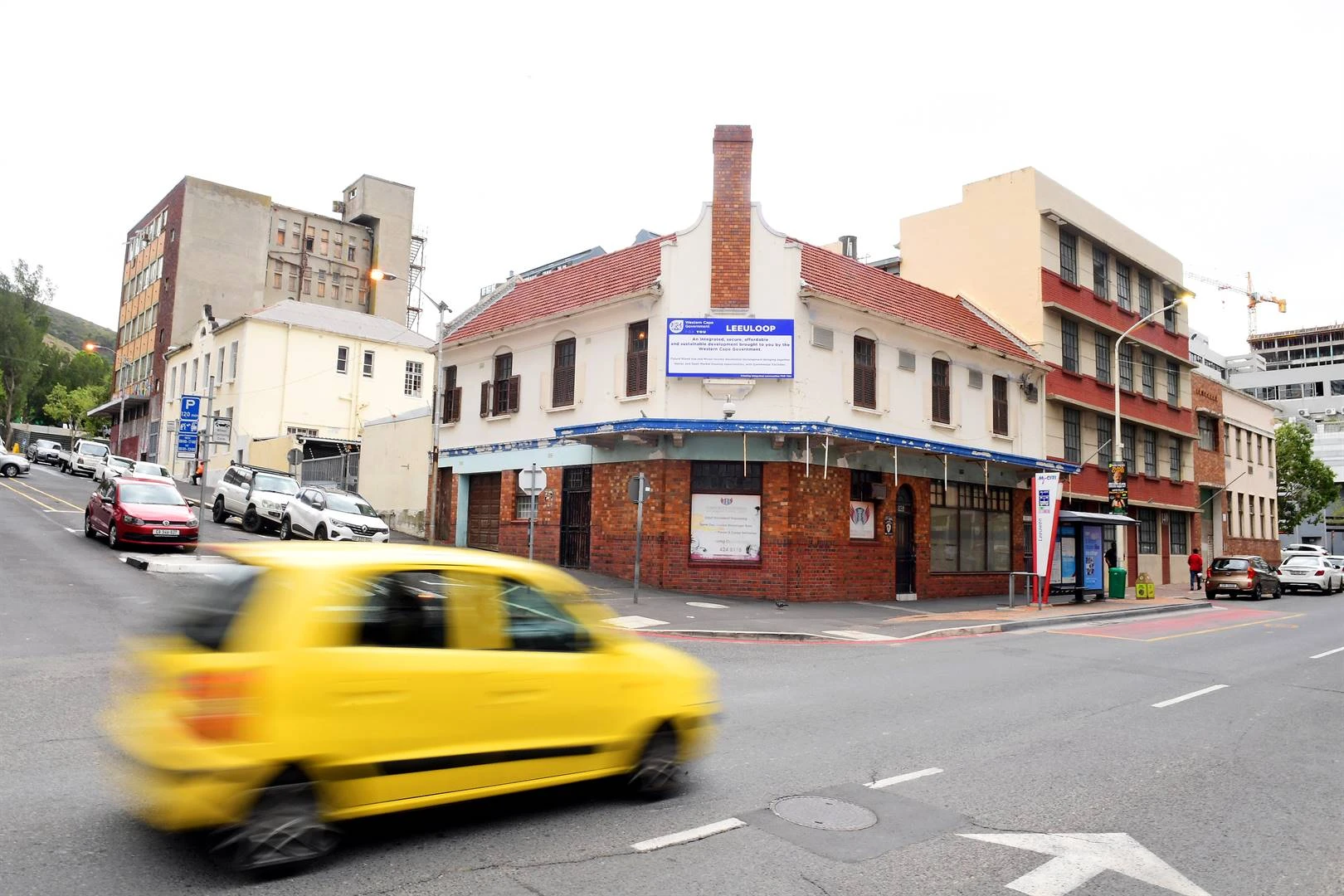 Leeuloop: Twee woonstelgeboue op pad in Kaapstad se stadskom