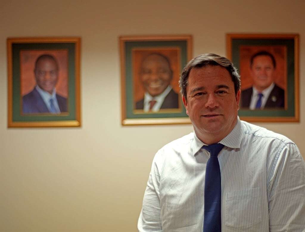 GNU about perks, says ActionSA after Steenhuisen admits his official cars have blue lights