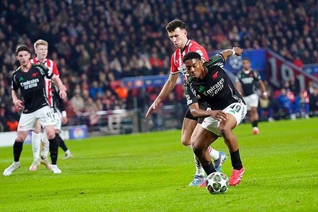 Arsenal rampant with 7-goal demolition of PSV in Champions League last-16, first leg