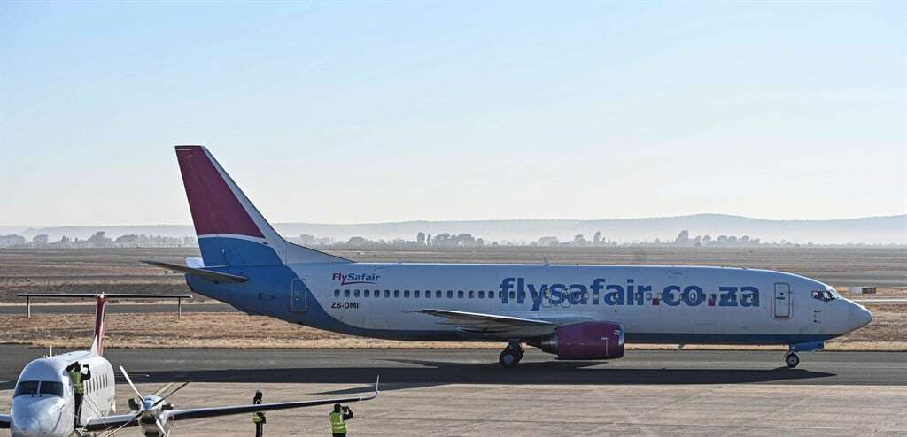 Flight to Joburg delayed for hours after bomb threat at Cape Town airport