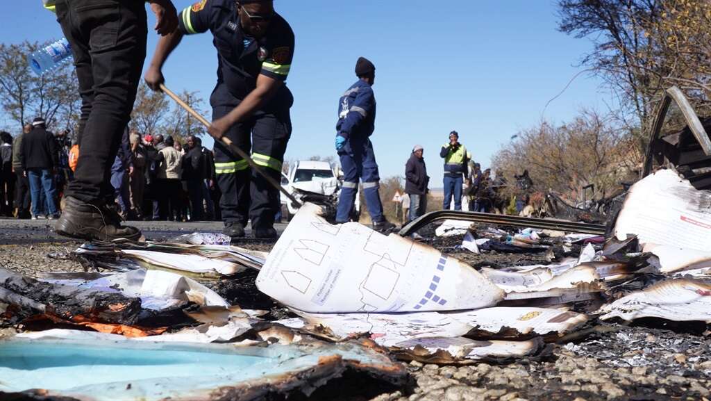 Bakkie driver in crash that killed 11 primary school children granted R20 000 bail