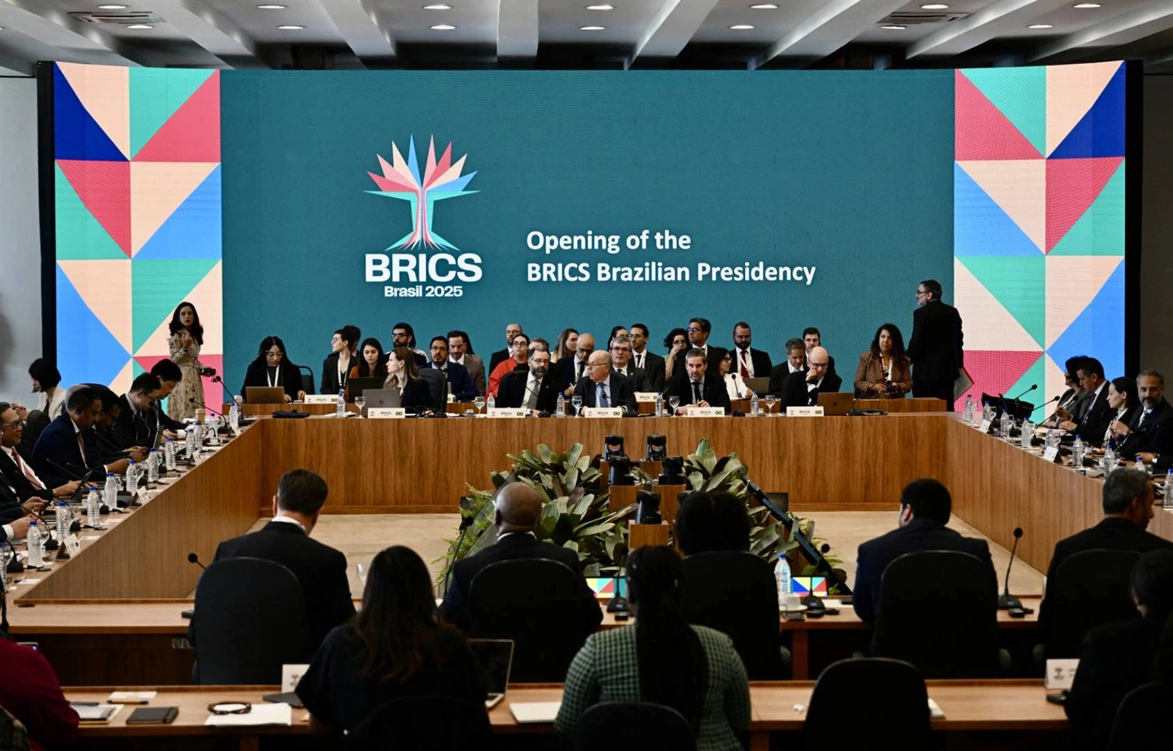 Trump-tariewe: Senior diplomate van Brics-lande in Brasilië byeen
