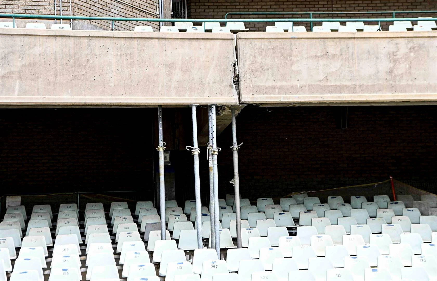 VS-atletiekstadion val uitmekaar: ‘Geen byeenkomste, geen inkomste’