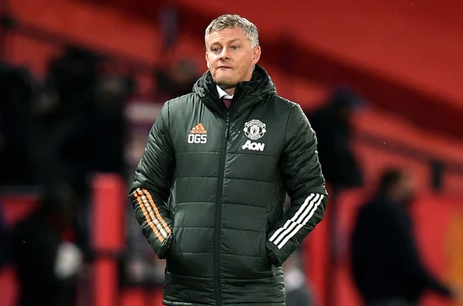 Solskjaer fumes over 'joke' kick-off time as rampant Chelsea go third