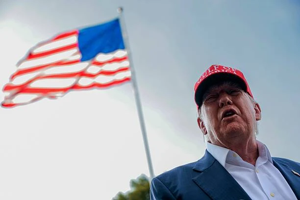 Trump-wetsontwerp maak dit net-net deur senaat – nou vir volgende hekkie
