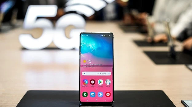 WATCH | The battle for the Samsung Group