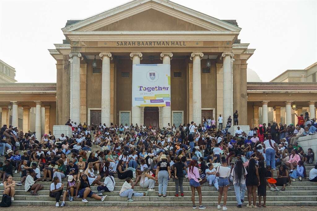 UCT reaches fee block deal, but some self-funded students remain at risk