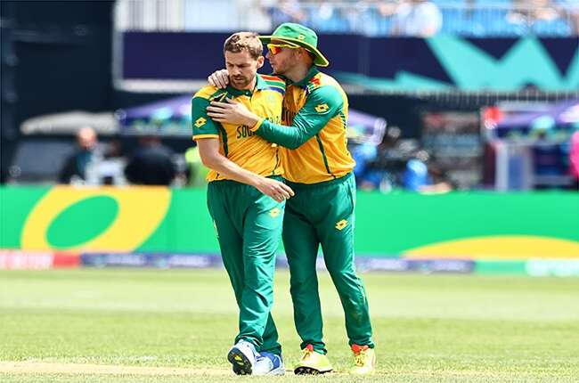 Four-star Nortje leads SA's World Cup charge as tough pitch raises eyebrows