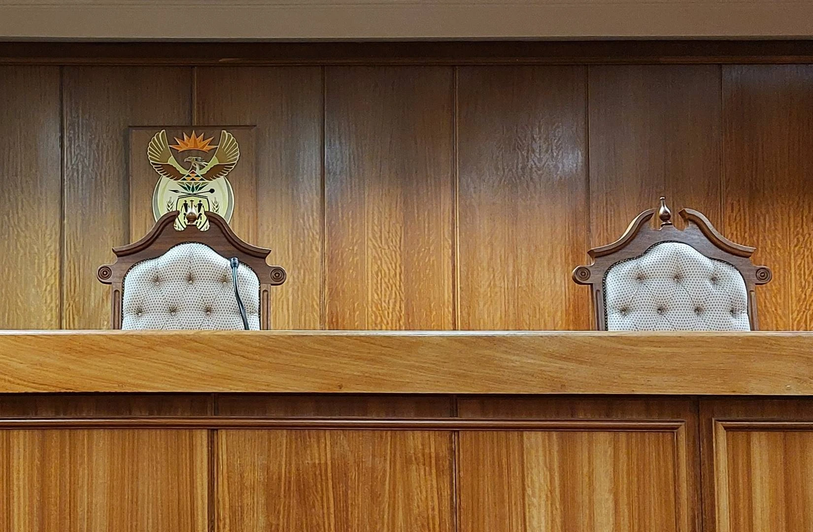 30 j. vir vrou wie se R47 m.-bedrog tot afleggings lei