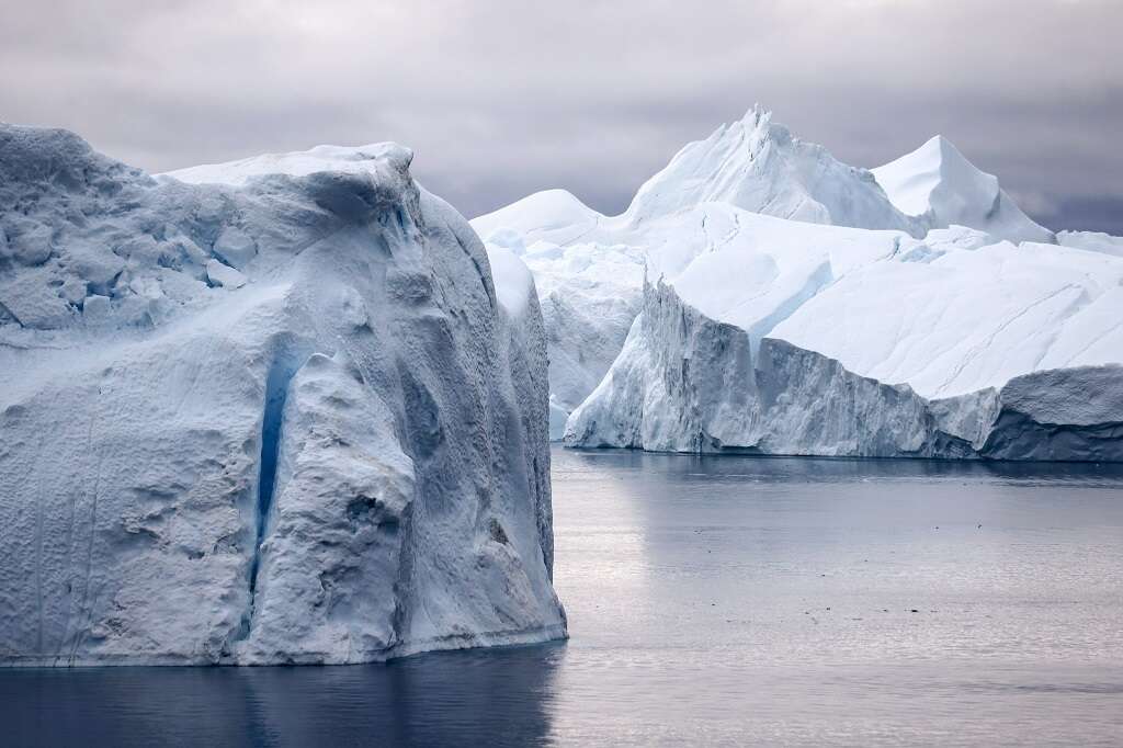 Mega-iceberg drifts towards Antarctic penguin island