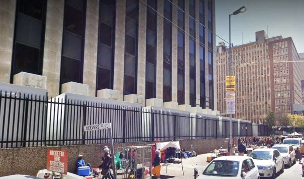 Johannesburg deeds office halts operations amid lift breakdowns, 'challenges with the building'