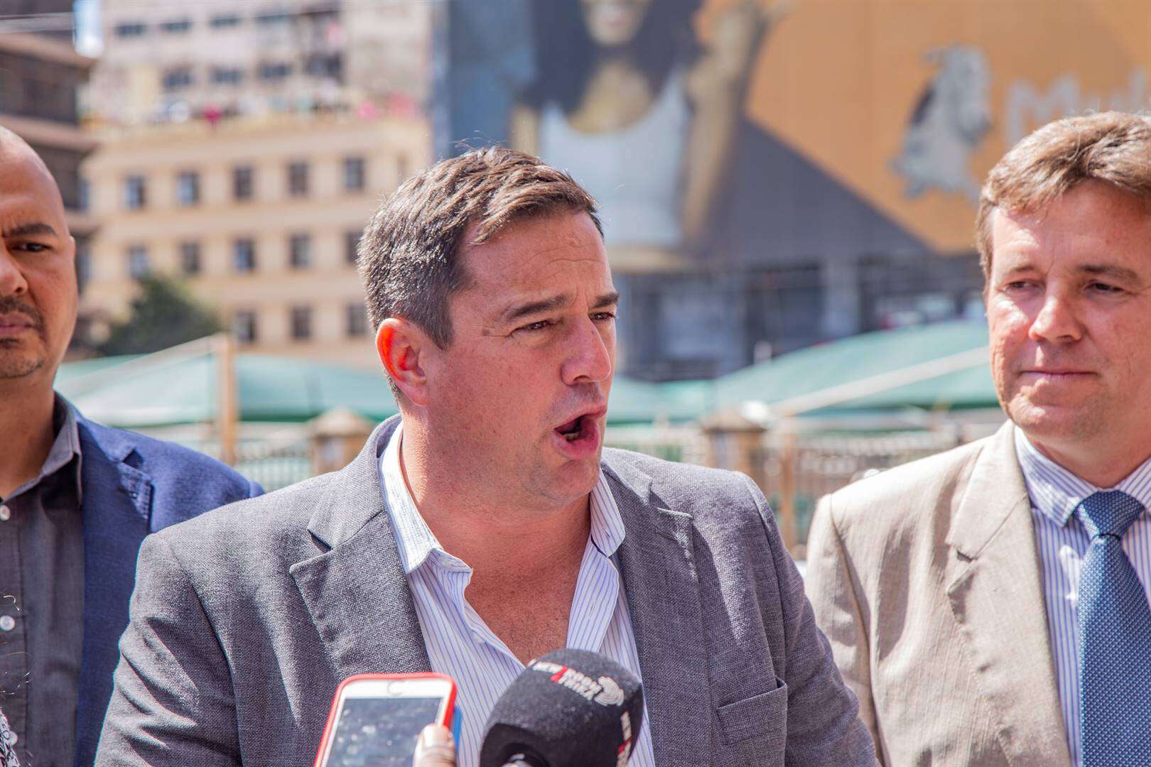 As Cyril Bela wet maak, is RNE in gedrang – Steenhuisen