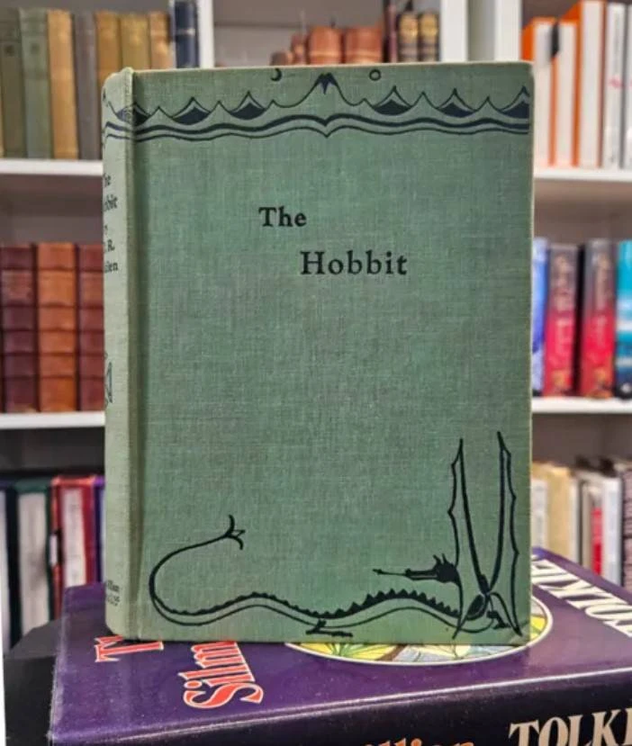 1ste uitgawe van ‘The Hobbit’ vir meer as R1 miljoen opgeveil