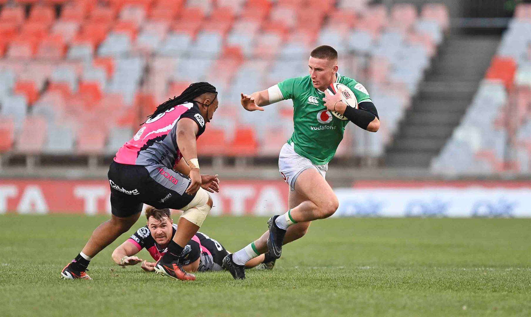 Ierse breier hoop jongelinge steek in Bloem hand op vir toetsrugby