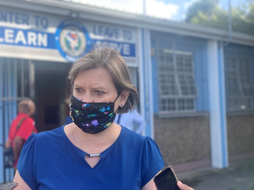 Vaccination of teachers: Western Cape education dept 'expecting an announcement soon'
