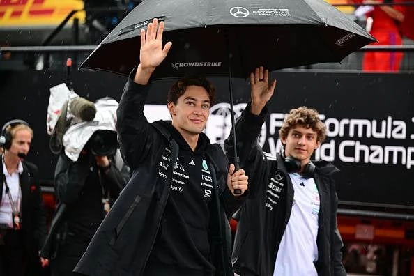 Mercedes wil Russell én Antonelli volgende seisoen behou