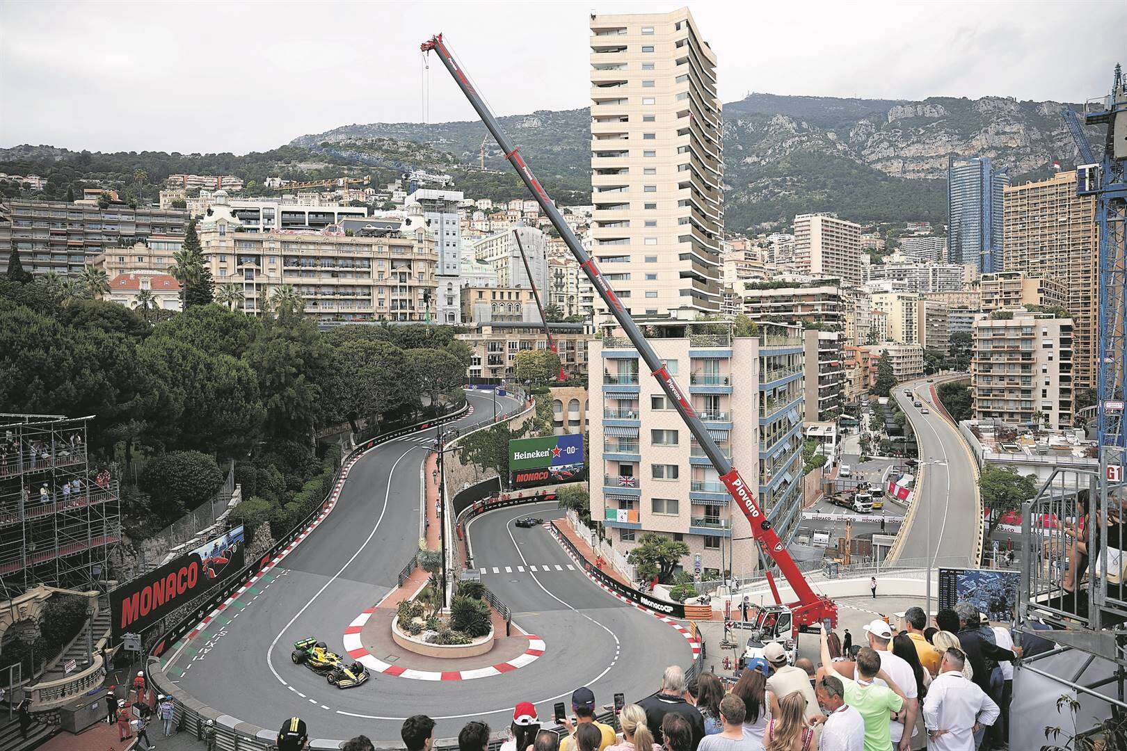 Formule 1: Max wys nogmaals hy vlieg hoog