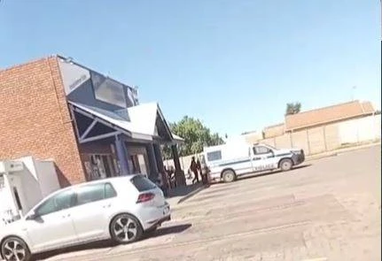 Video oor polisiebakkie by drankwinkel ‘skep wanindruk’