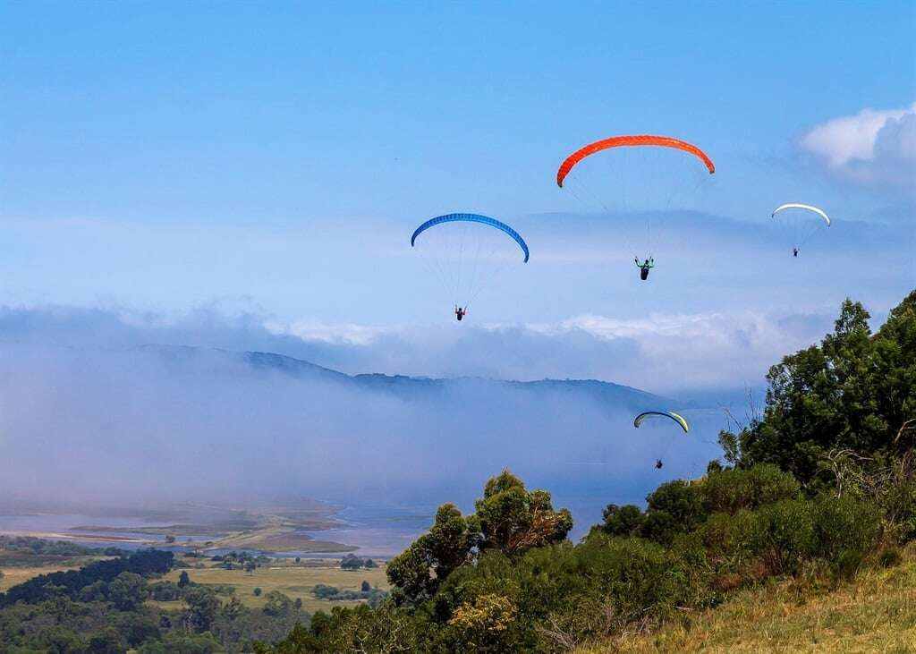 Stellenbosch paraglider dies after solo cross-country accident