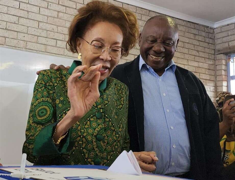 'Are you done, mummy?' Ramaphosa asks in intimate moment with his wife at voting booths