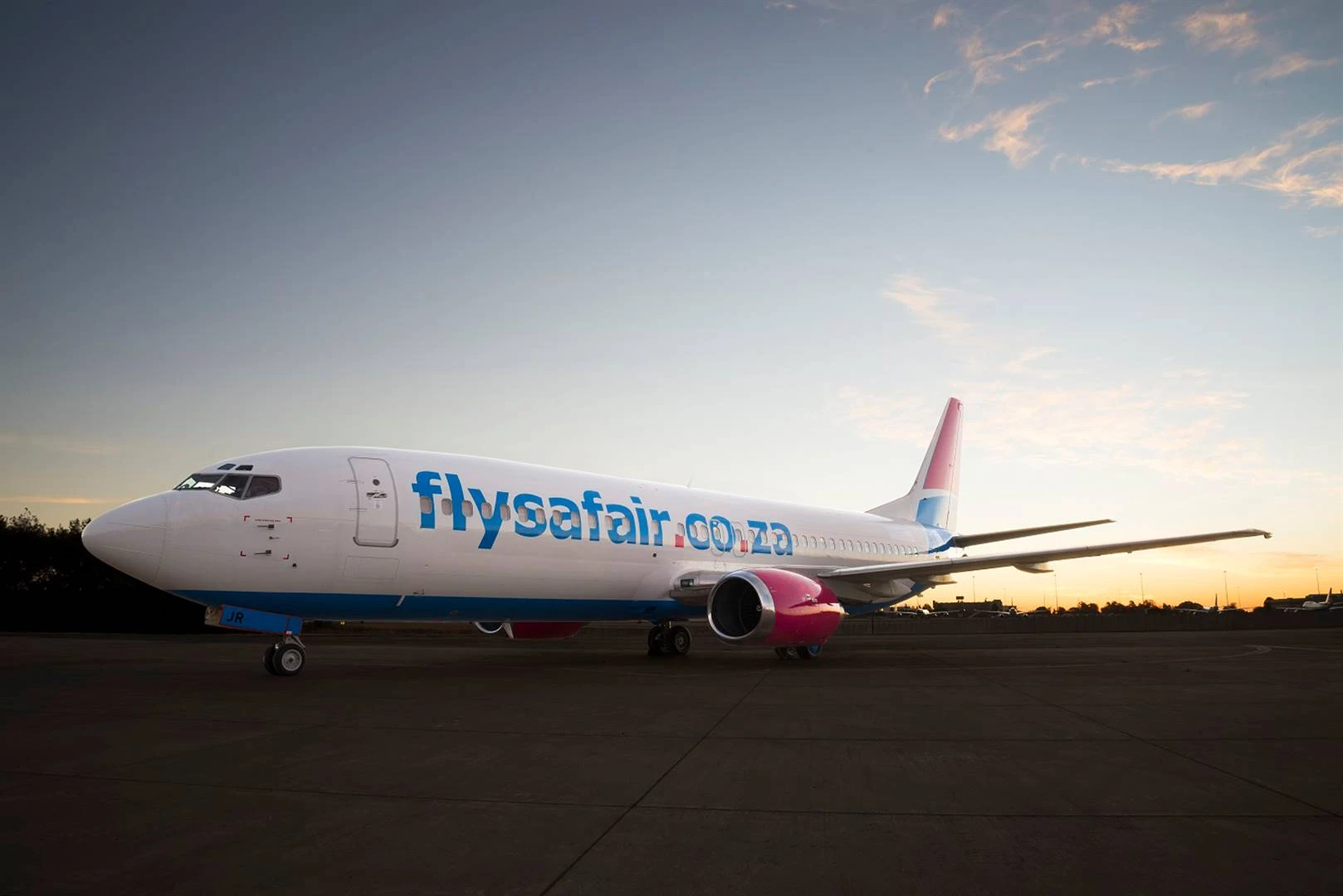 FlySafair: Genoeg vlieëniers staak nie, ‘bedrywighede dus nie ontwrig’