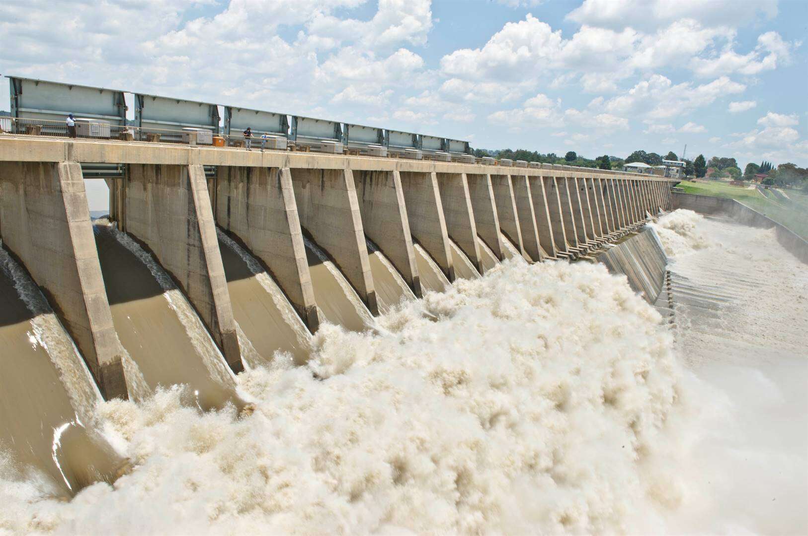 Baie reën in Gauteng laat vraag na water daal, maar dit bly hoog