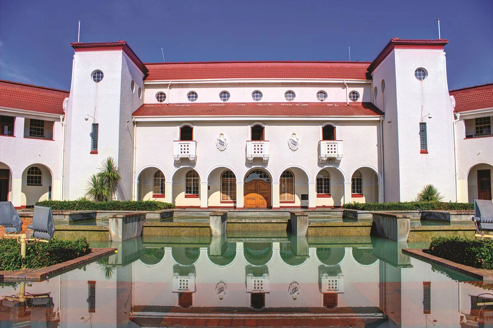 ‘Kill the Boer’ op kampus: NWU identifiseer 3 studente wat glo omstrede lied sing