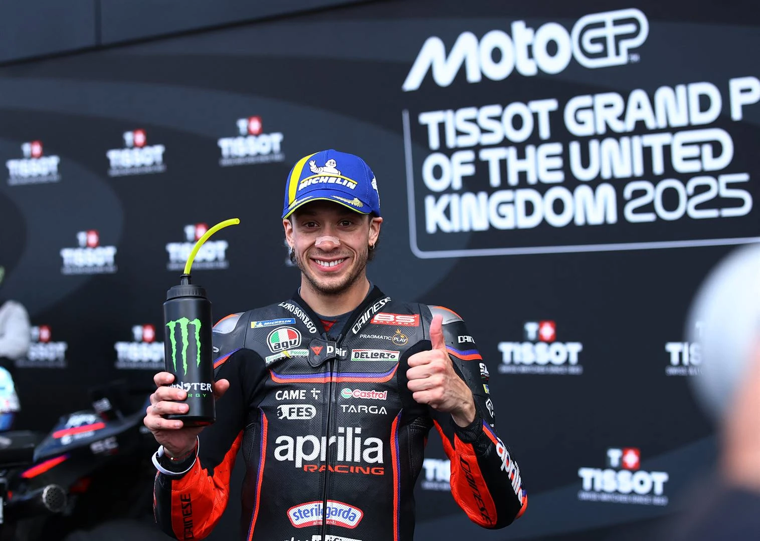 Bezzechi wen dramatiese Britse MotoGP