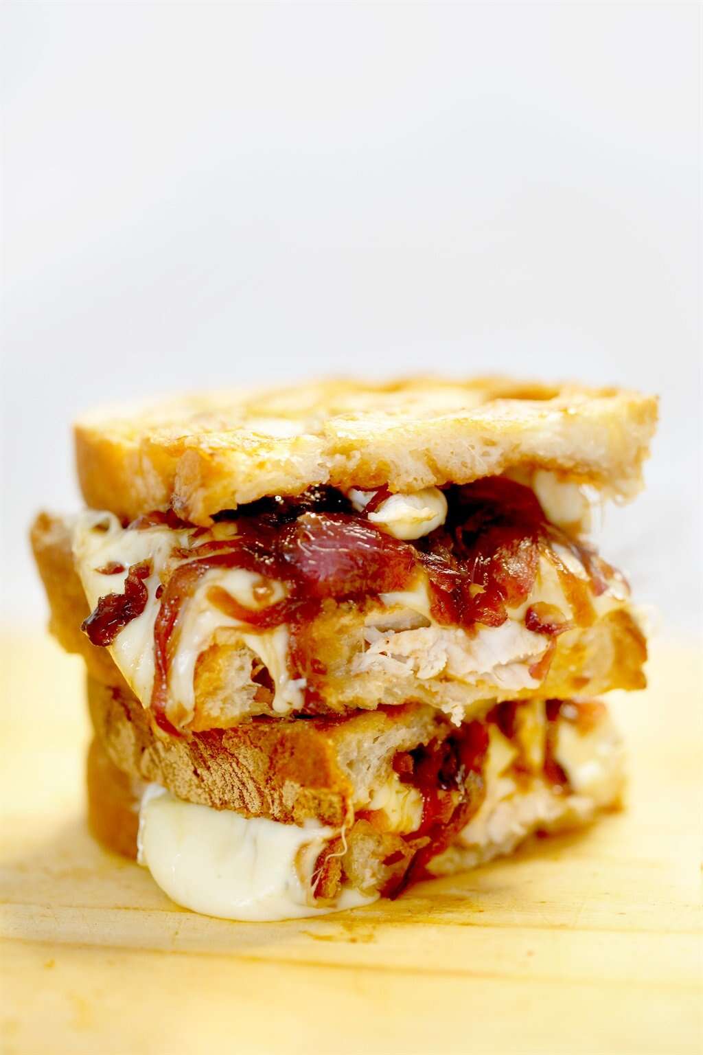 Christmas leftovers sandwich: Chicken, brie and homemade caramelised onion