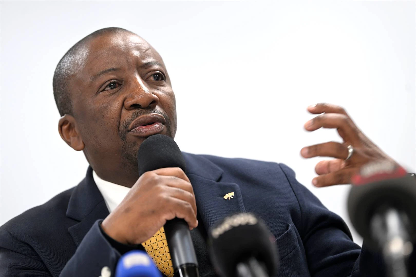 R700 m. vir dialoog? Cosatu verwerp ‘ondeurdagte voorstel’