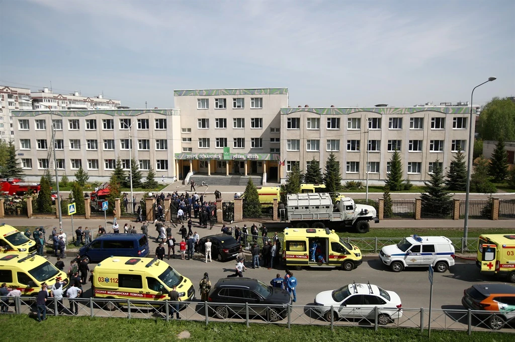 WATCH | Russians mark day of mourning after school shooting