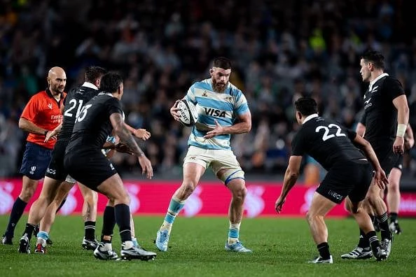 All Blacks ‘soos Argentynse sokkerspan wat WB-titel wen’