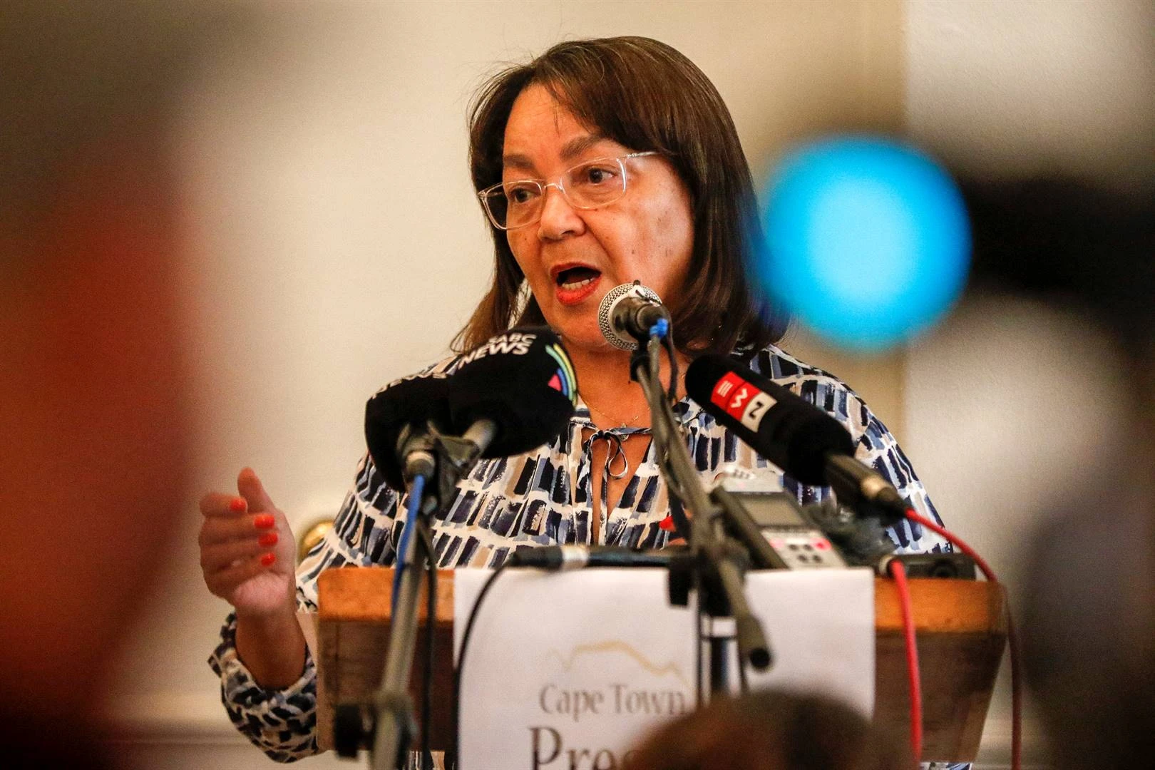 De Lille slaan vure dood nadat VSA burgers oor ‘terreur’ in SA maan