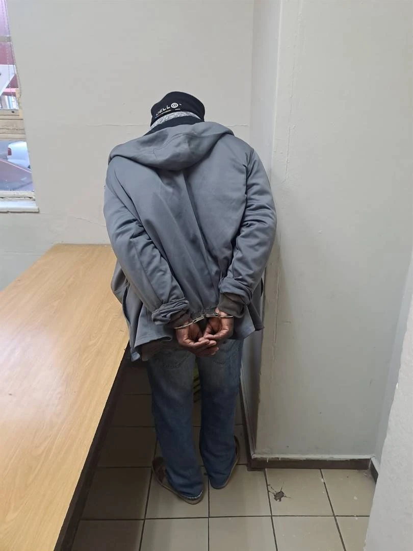 Ekurhuleni-metropolisie trek onwettige Malawiër met gesteelde motorfiets vas