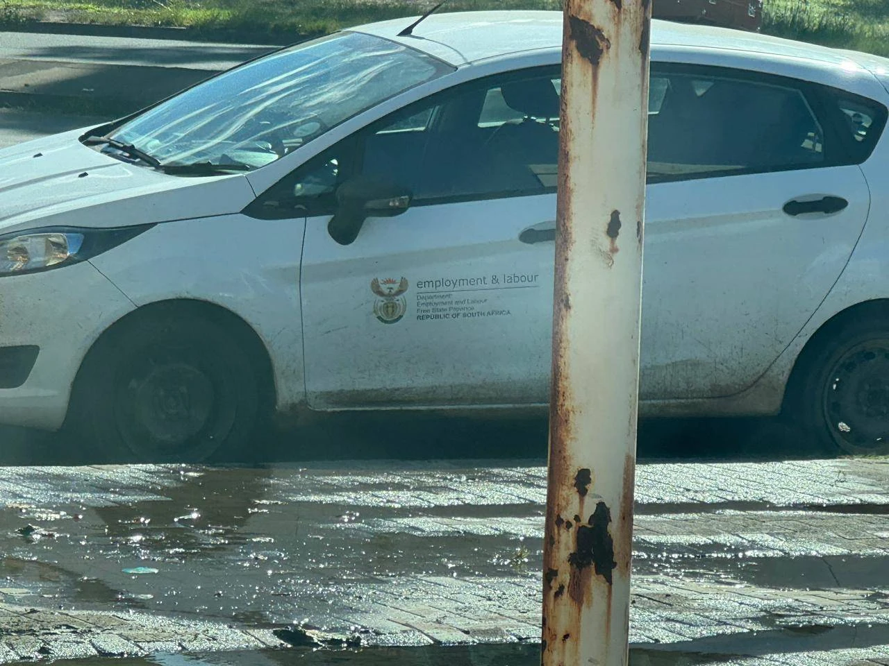 Druk op munisipaliteit verskerp oor slaggat-pandemie in Bloem ná reën