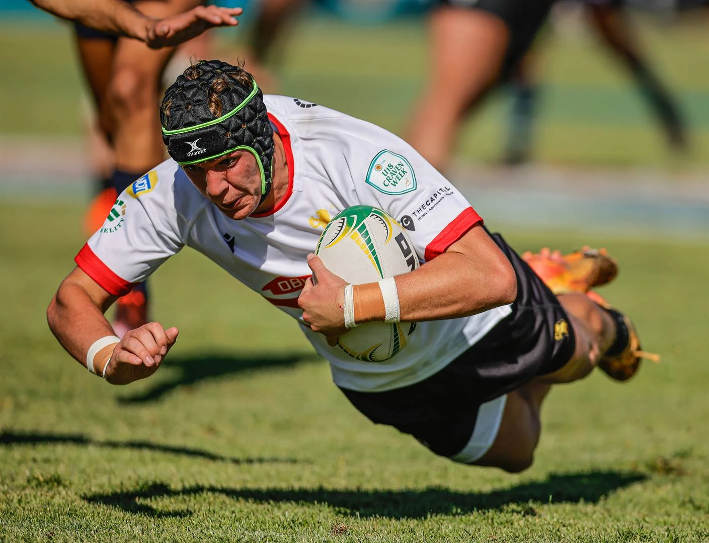 Leeus, SWD sorg vir naelskraapse opskuddings op 1ste dag van o. 18-Cravenweek