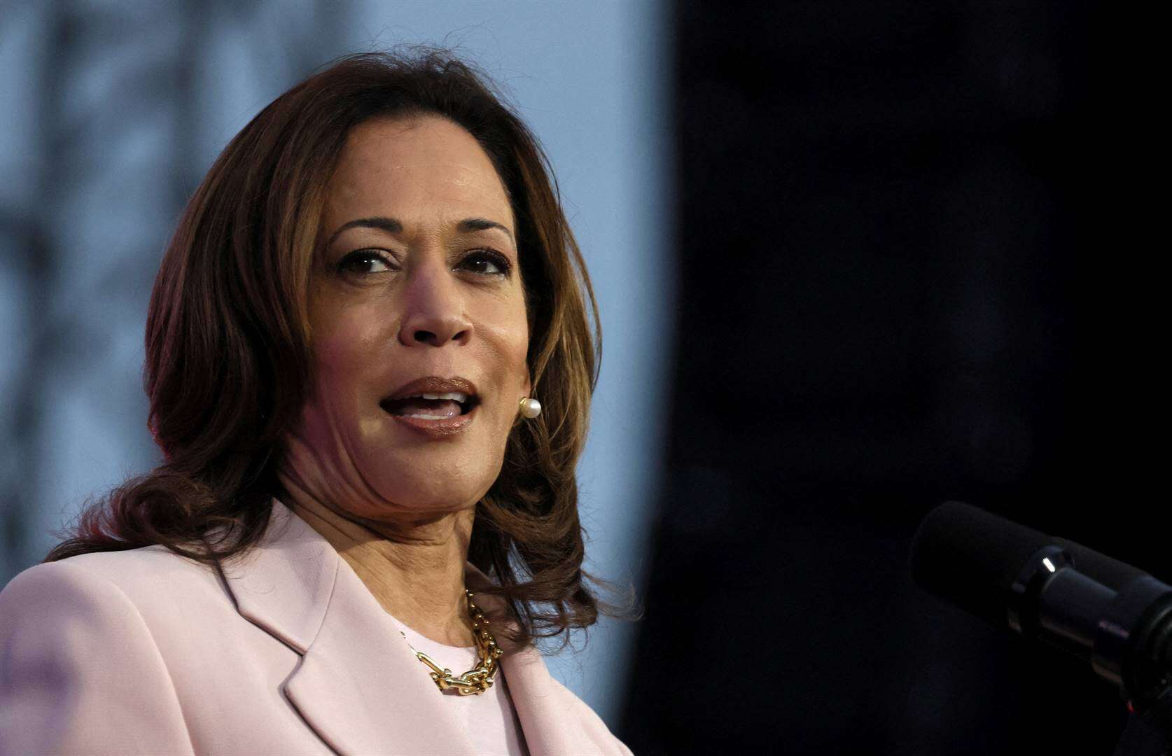 Kan Donald Trump deur Kamala Harris gestuit word?