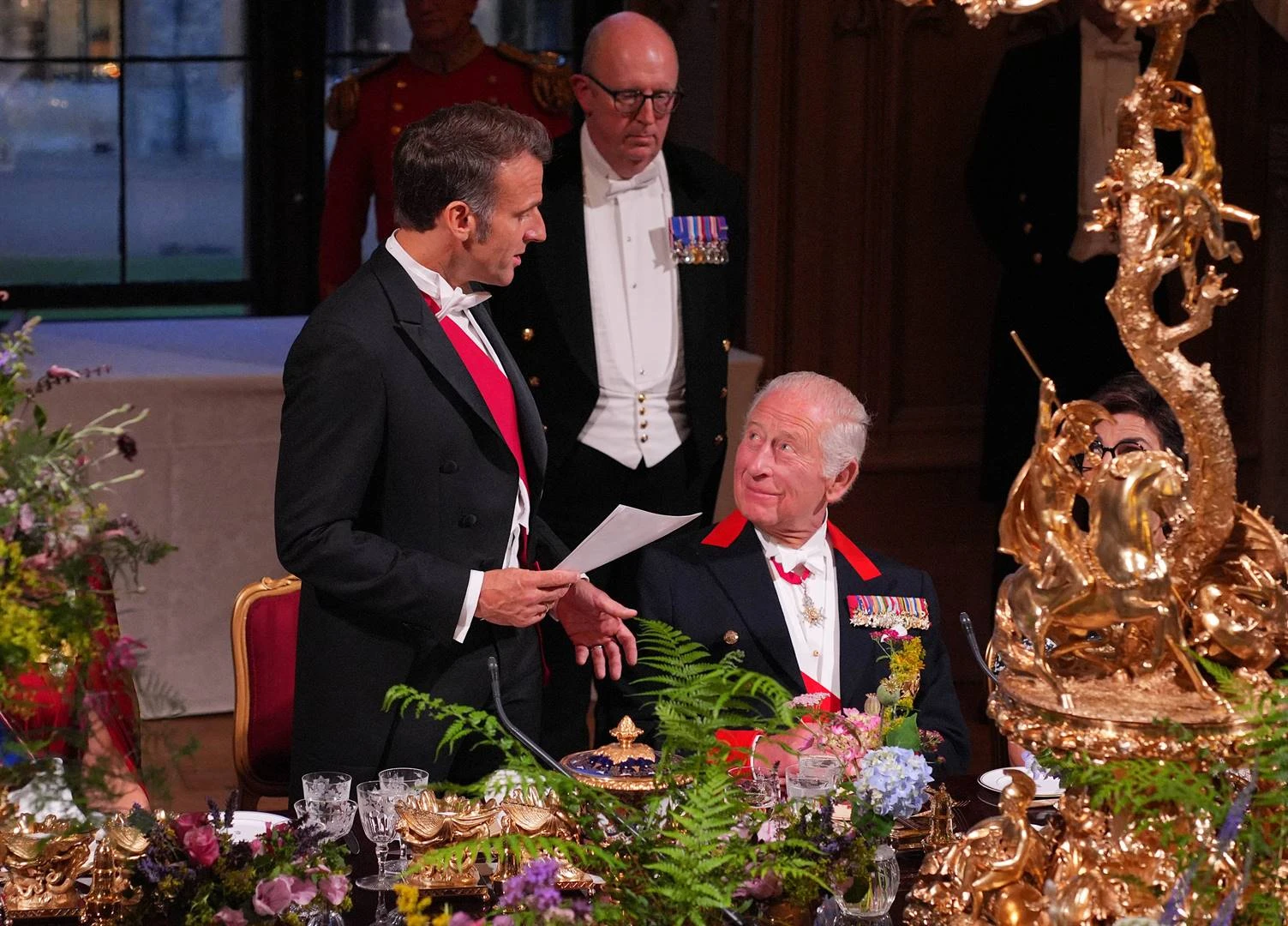 Koning Charles, Macron loof ‘nuwe era in verhouding’