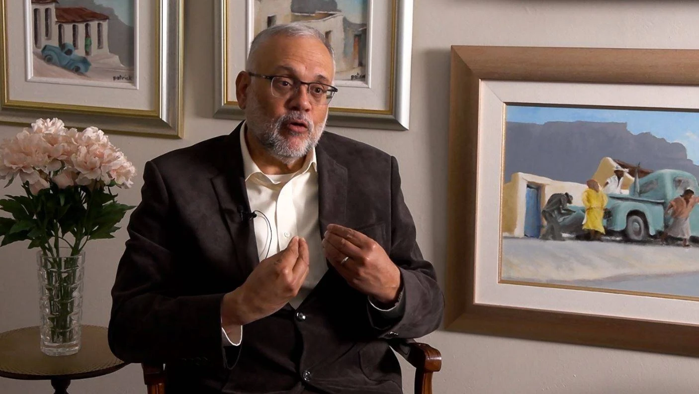In die Withuis praat ’n mens ‘wit’ met Trump – Rasool