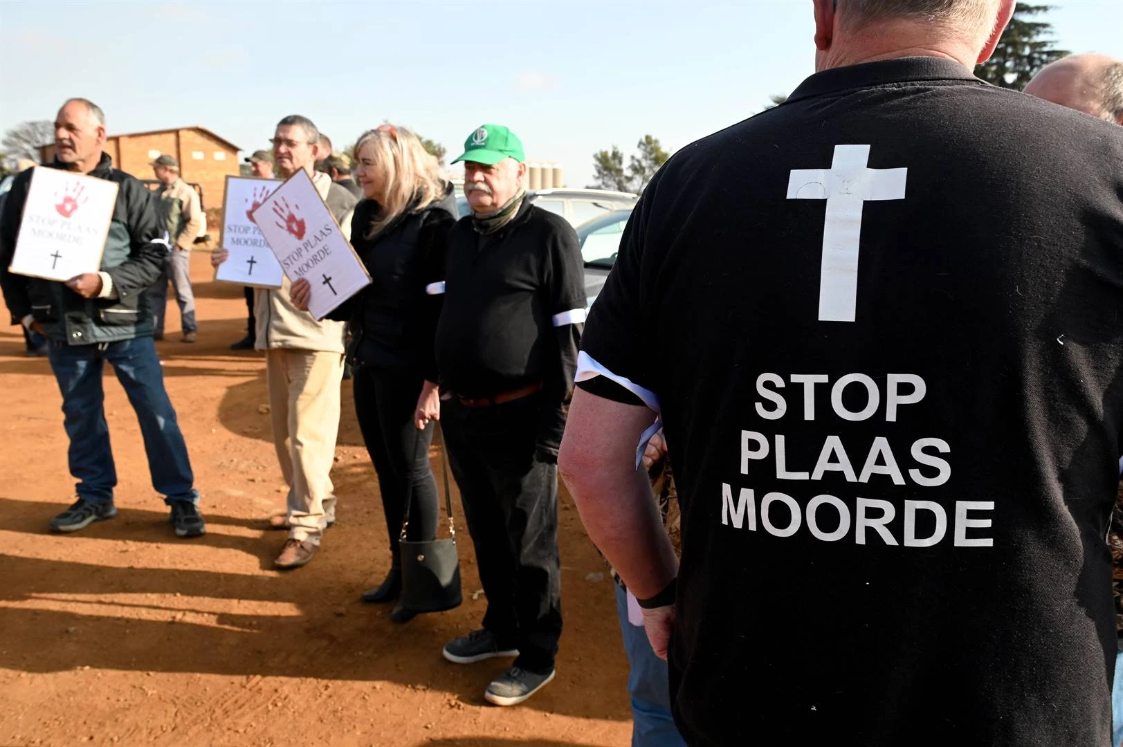 Verklaar plaasmoorde tot nasionale prioriteitsmisdaad – DA