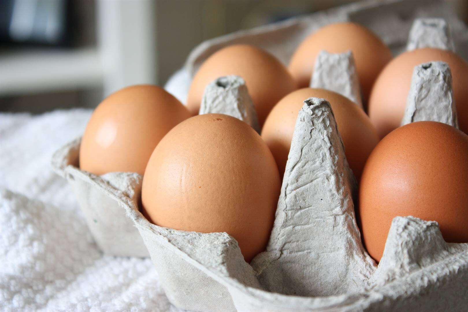 INFLASIEMANDJIE | Gaan ons almal binnekort hoes vir eiers van vrylopende hoenders?