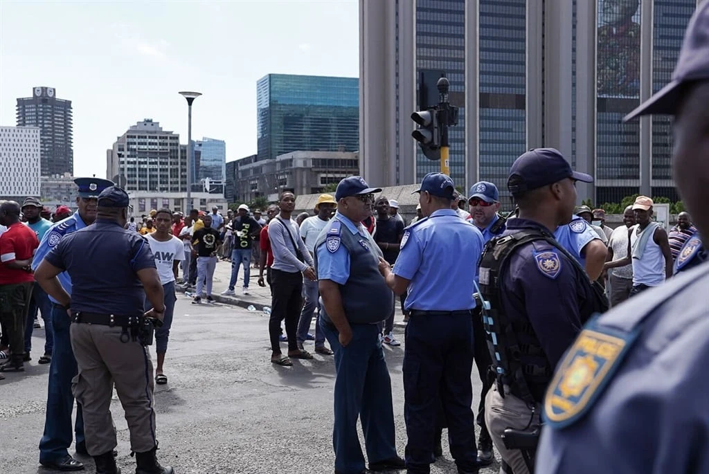 WATCH | Cape Town taxi standoff: City condemns 'lawlessness' while Santaco fumes over driver arrests
