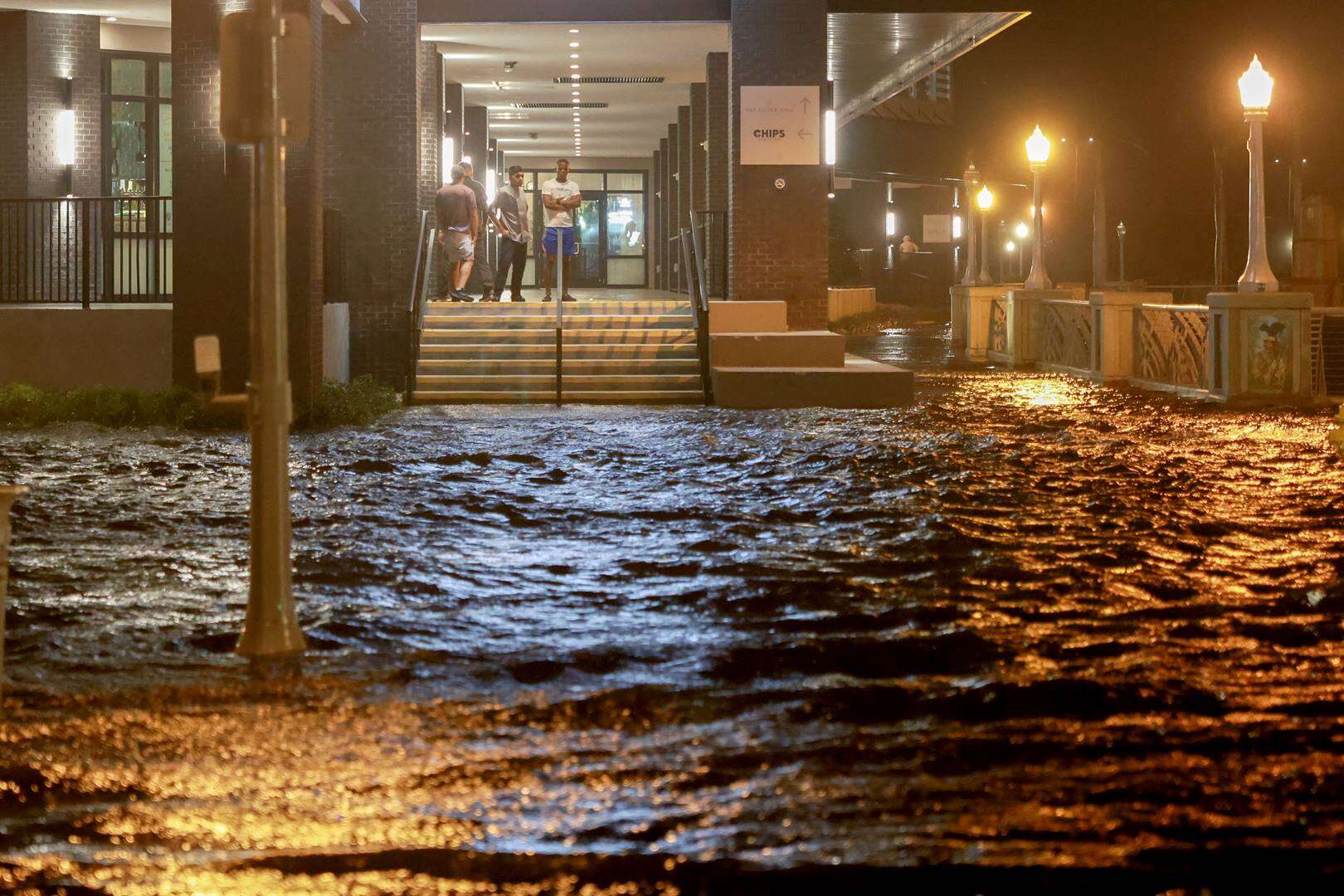 KYK | Orkaan Milton veroorsaak dodelike tornado's