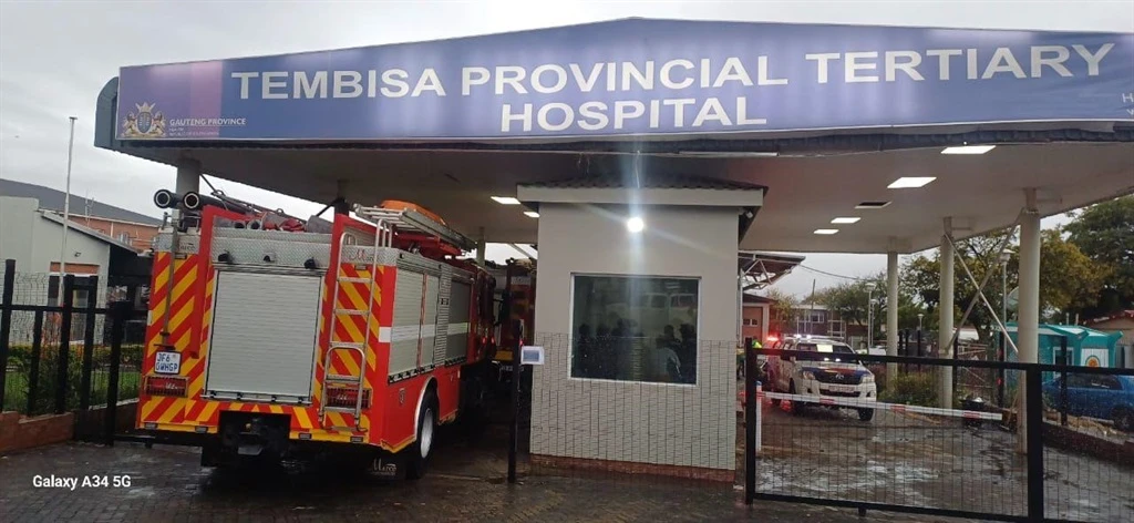 Brandweer weer na Tembisa-hospitaal ontbied