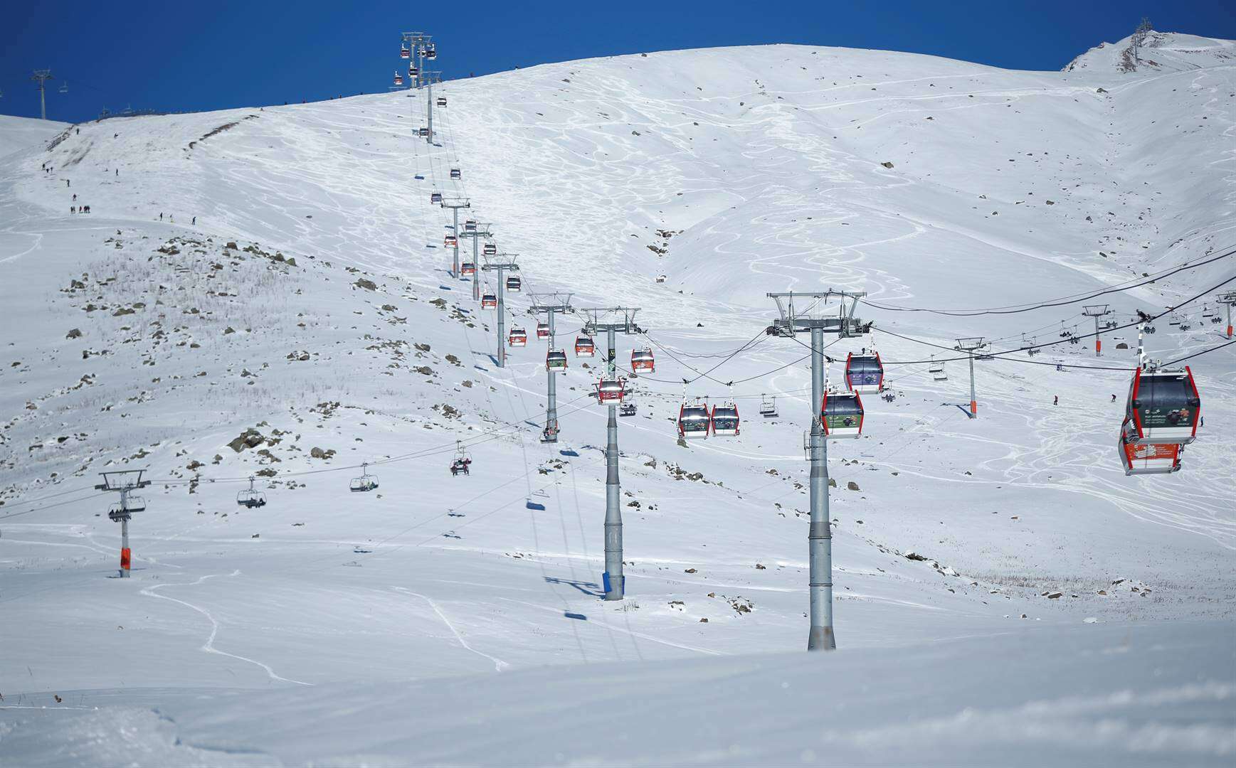 12 sterf aan vergiftiging by ski-oord in Georgië