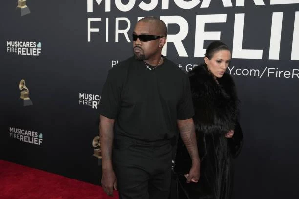 Australië kanselleer Kanye West se visum weens ‘Heil Hitler’-liedjie