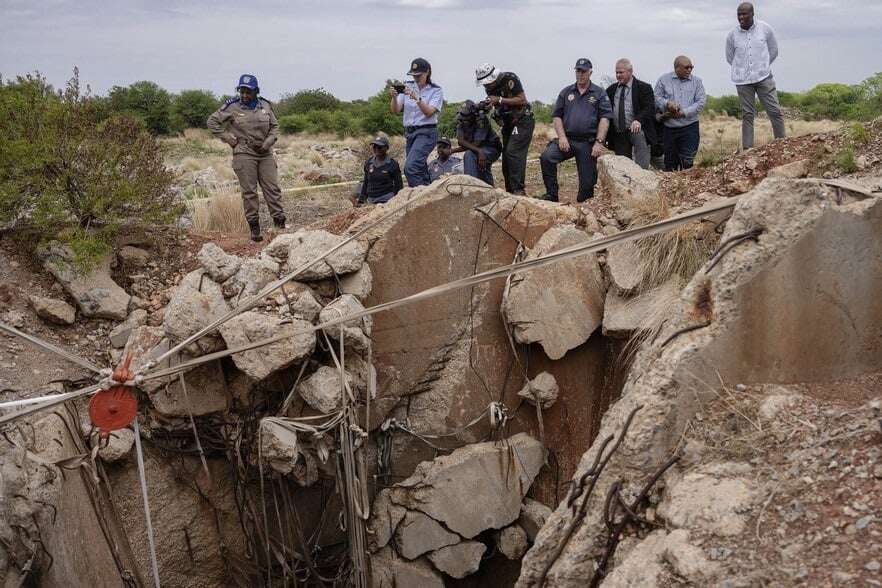 'You're just hanging in the dark': Scenes from a zama zama rescue