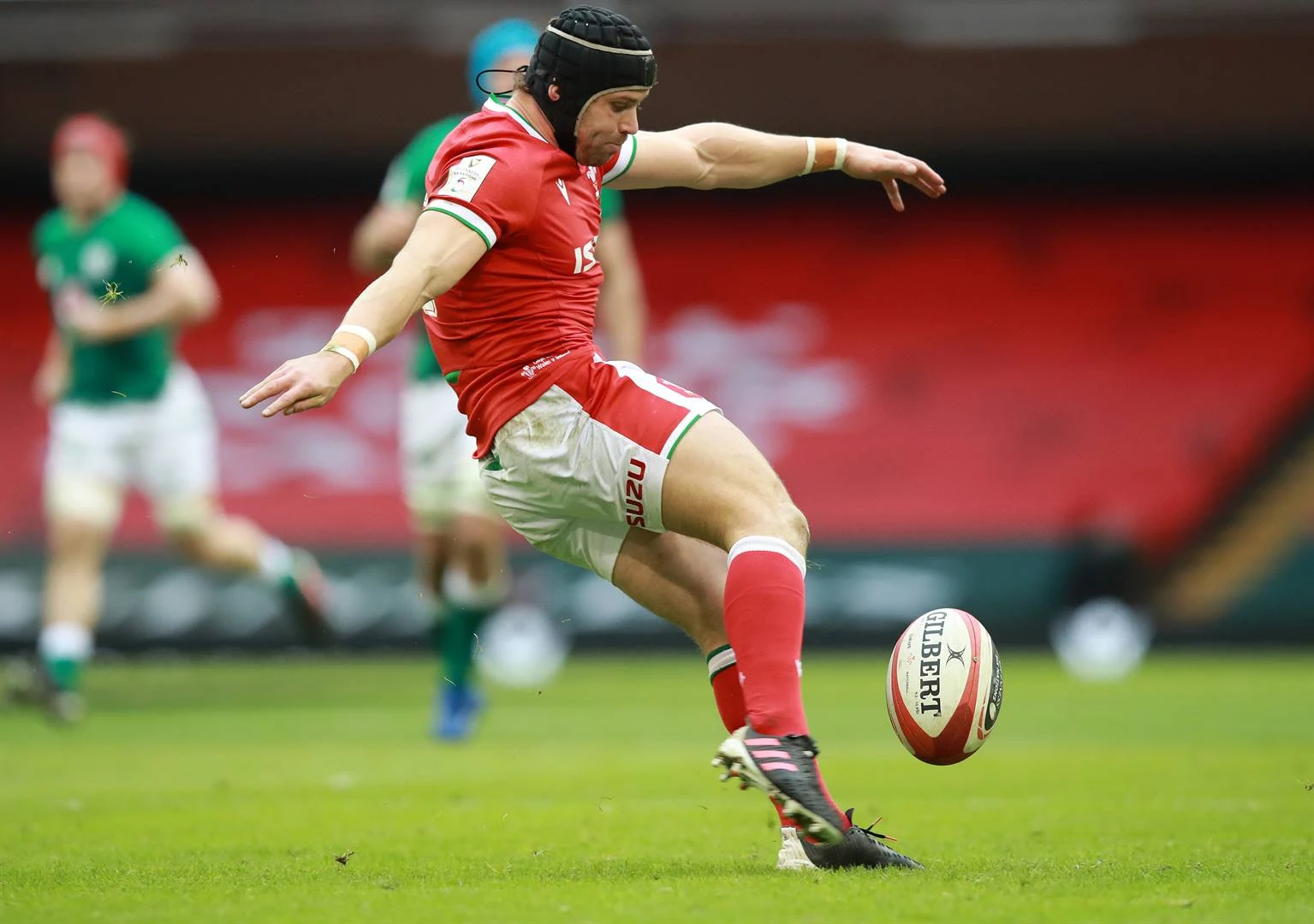 Rooi Drake betrek Halfpenny vir toetse teen Japan