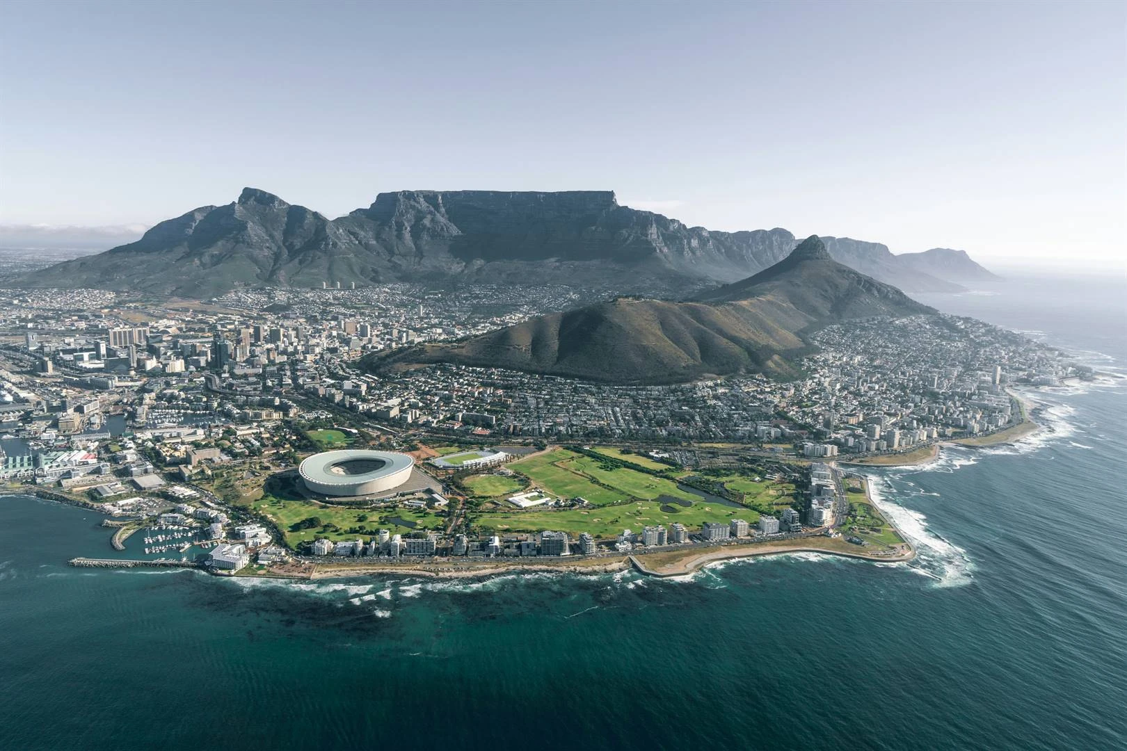Nasionale tesourie hersien formule vir provinsies, hoor W-Kaapse wetgewer